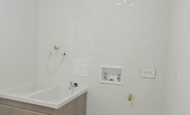 VENTA ESPECTACULAR APARTAMENTO NUEVO EN SOTOMAYOR – PISO 9 CON BALCÓN. Cod V13478