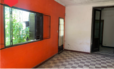 Casa a reciclar (Calle 20 e/31 y 33)