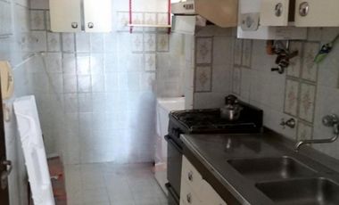 SE VENDE DEPARTAMENTO CON 2 DORMITORIOS EN ZONA SUR  AL FRENTE CON BALCON