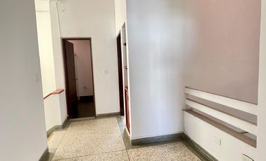 casa en arriendo en caobos. Cod A4907