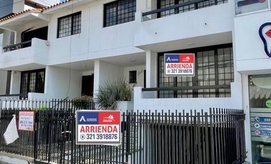 casa en arriendo en caobos. Cod A4907