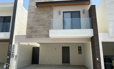 Casa En Venta Arbado Sector Floresta, Apodaca