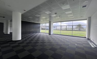 oficina en arriendo en siberia. Cod A1002284