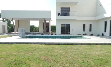 casa campestre en venta en sabanagrande. Cod V88407