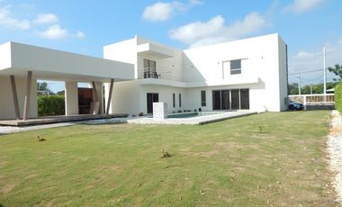 casa campestre en venta en sabanagrande. Cod V88407