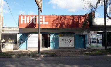 VENTA - TAPIALES  - EDIFICIO - 877