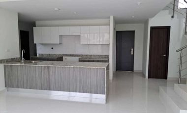 Sea Confiable Alquila Hermosa casa en Costa Verde (River View)