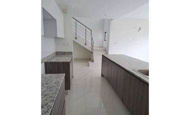 Sea Confiable Alquila Hermosa casa en Costa Verde (River View)