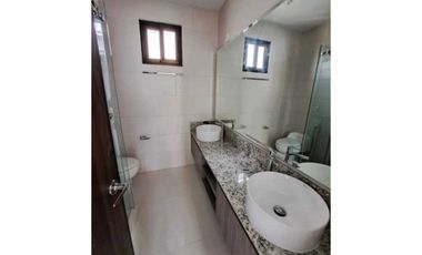 Sea Confiable Alquila Hermosa casa en Costa Verde (River View)
