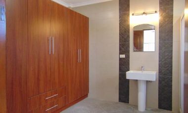 5-Bedroom House in Mabolo, Cebu City-Unfurnished and ideal with elderly or with senior citizen parents