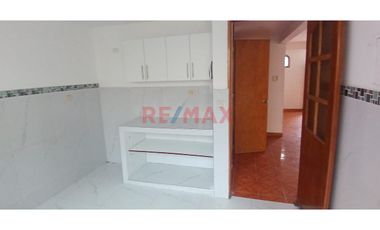 Casa En Urb. Los Cedros, Chorrillos – Luz Natural, Jardín Y Piscina