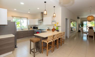 Venta: Casa Unifamiliar Duplex en CASAMAR - PH VILLAMAR