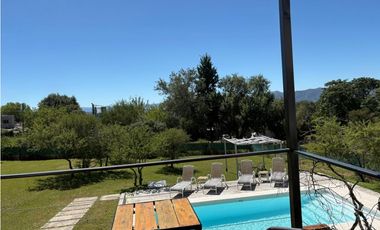 ALQUILER ANUAL DE CABAÑAS CON PILETA EN TANTI