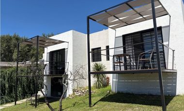 ALQUILER ANUAL DE CABAÑAS CON PILETA EN TANTI