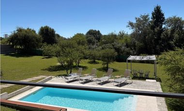 ALQUILER ANUAL DE CABAÑAS CON PILETA EN TANTI