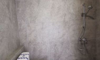 DISEWAKAN APARTEMEN LLYOD SEMI FURNISH SIAP PAKAI DI ALAM SUTERA