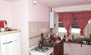 CHALET SOBRE 850 m2. CON OPCIÓN MAS 850 m2. PILETA - NOVOA PROPIEDADES