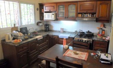 Casa en venta en Burzaco Este