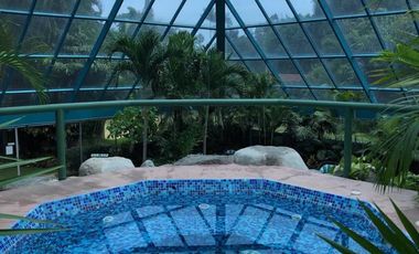 Gran Residencia con vigilancia
