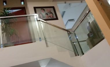 DIJUAL RUMAH MEWAH 2,5 LANTAI DEKAT BALAI KOTA JOGJA