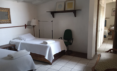 VENDO CASA COLONIAL EN UNA DE LAS MEJORES ZONAS DE CUERNAVACA - PALMIRA -