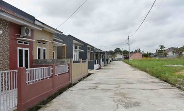 DI JUAL RUMAH TYPE 52 LOKASI DI JL PESANTREN BUKIT BARISAN DEKAT SMU 10