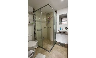 Hermosa casa con jardín privado en Cerritos Campestre - Galicia