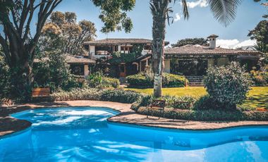 Vendo casa de 2 dormitorios en Pakakuna Gardens, Checa