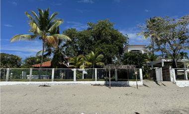 ALQUILO CASA DE PLAYA FRENTE AL MAR, RIO HATO (2)