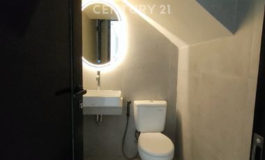 Jual Cepat Rumah Brand New Kavling DKI Meruya Utara