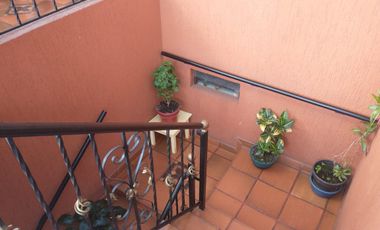 BONITA CASA CENTRAL EN VENTA,C.V.1793