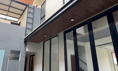 DIJUAL RUMAH BARU MINIMALIS Kertajaya Indah Timur