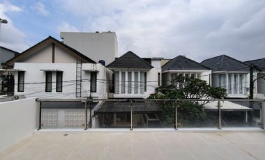 Rumah 5 Kamar Tidur 12 Menit ke Gerbang Tol Kampung Rambutan J-45033