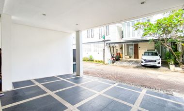 Rumah 5 Kamar Tidur 12 Menit ke Gerbang Tol Kampung Rambutan J-45033