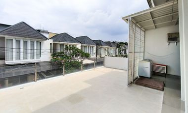 Rumah 5 Kamar Tidur 12 Menit ke Gerbang Tol Kampung Rambutan J-45033