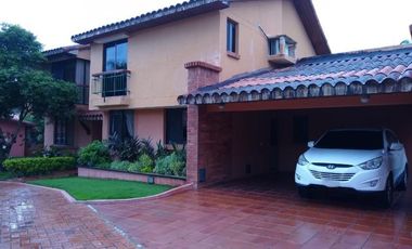 casa condominio en venta en villa campestre. Cod V100530