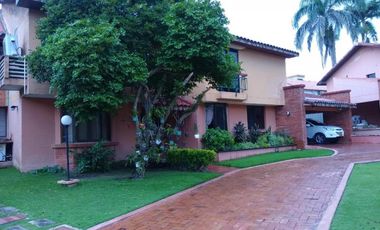 casa condominio en venta en villa campestre. Cod V100530
