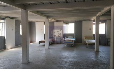 COD. 6208 - SE ARRIENDA CASA LOCAL - BARRIO: VEGAS DE MORRORICO