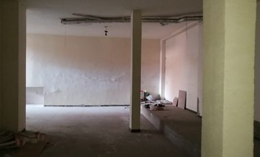 VENTA LOCAL COMERCIAL CON BODEGA, NORTE DE QUITO, SECTOR LA PRENSA