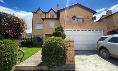 casa en venta en chía. Cod V174