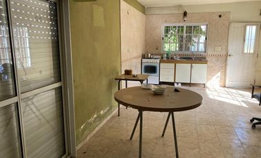 2 Casas en Venta ¡Oportunidad - Paso del Rey, Moreno