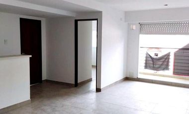 Venta departamento 2 dormitorios con balcon - Centro Rosario