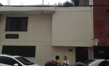 casa-local en venta en centra comuna 6. Cod V177