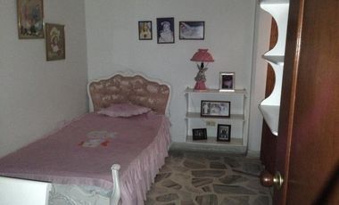 casa-local en venta en centra comuna 6. Cod V177