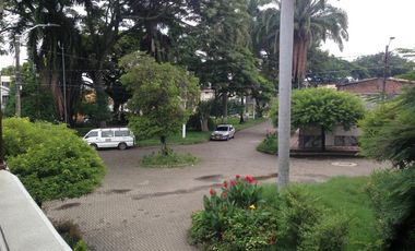 casa-local en venta en centra comuna 6. Cod V177