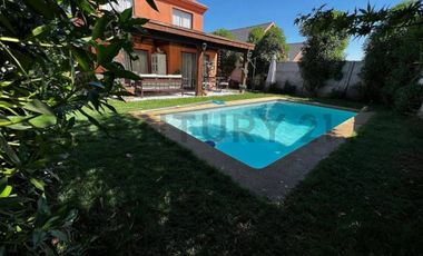 ARRIENDO LINDA PROPIEDAD EN PARQUE LAS BRISAS CHICUREO NORTE