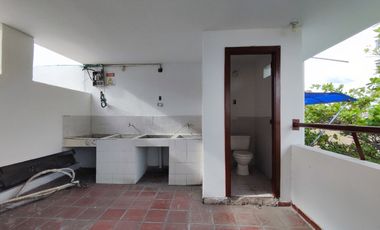 edificio en arriendo en centro. Cod A23469