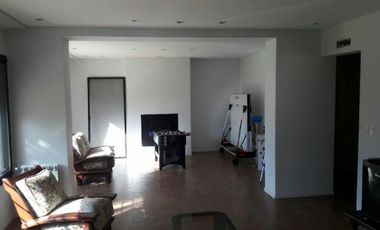 MODERNA CASA QUINTA pract. a estrenar 4000 m2 arbol. añosa 8 amb. para vivir y disfrutar - novoa propiedades