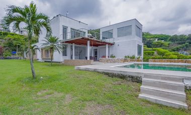 Casa en condominio venta vía Dapa. Cod V5733