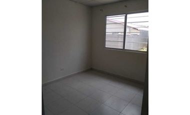 ALQUILO CASA EN ARRAIJAN VACAMONTE LA HACIENDA 3R